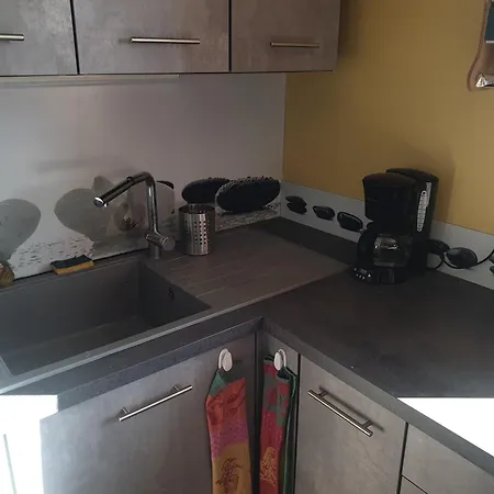 Au Calme Avec Cuisine Equipee En Supplement Sur Demande